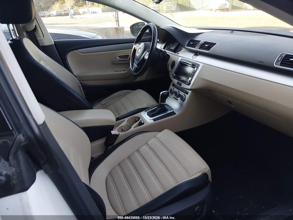 2013 Volkswagen CC photo 5