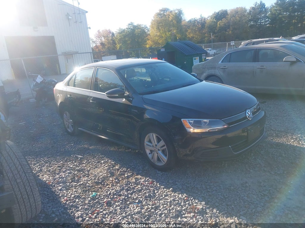 2014 Volkswagen Jetta Hybrid SEL photo 1