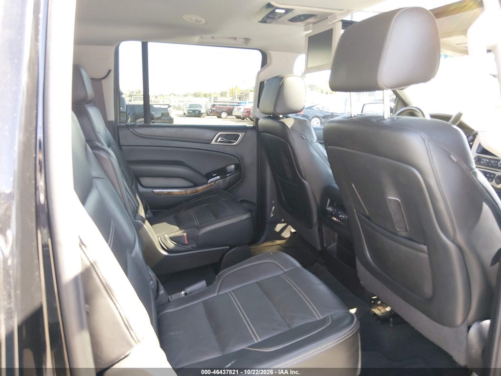 2015 GMC Yukon XL 1500 Denali photo 8