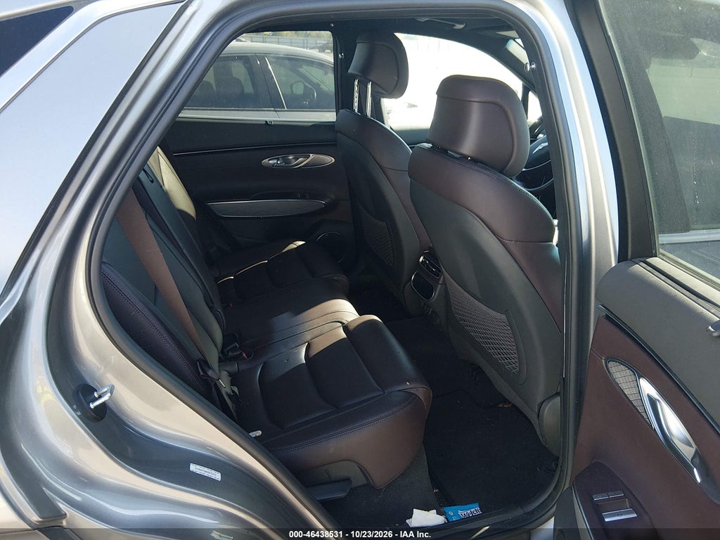 2022 Genesis GV70 2.5T AWD photo 8