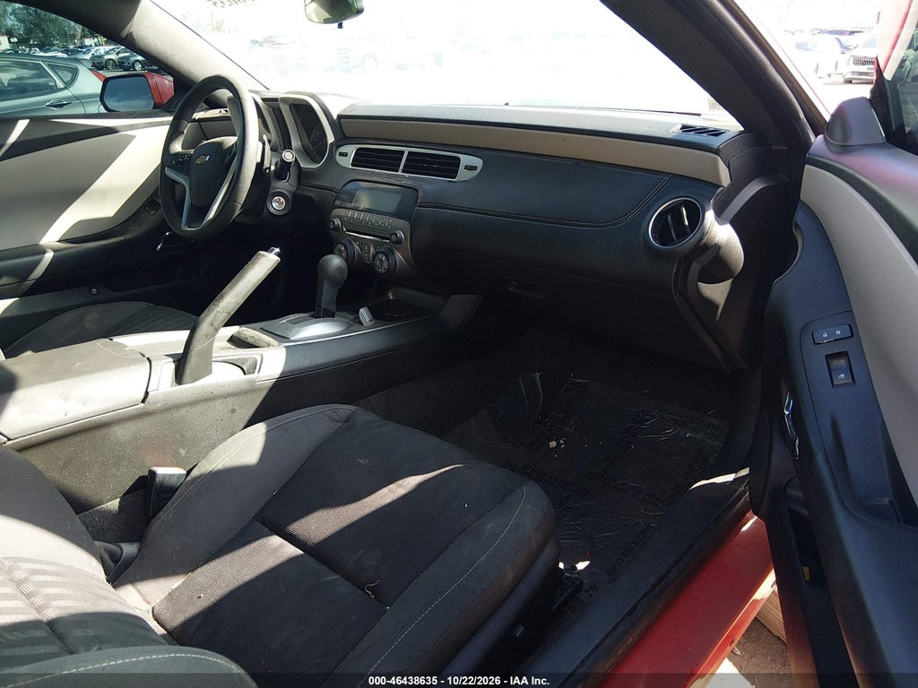 2015 Chevrolet Camaro 2LS photo 5