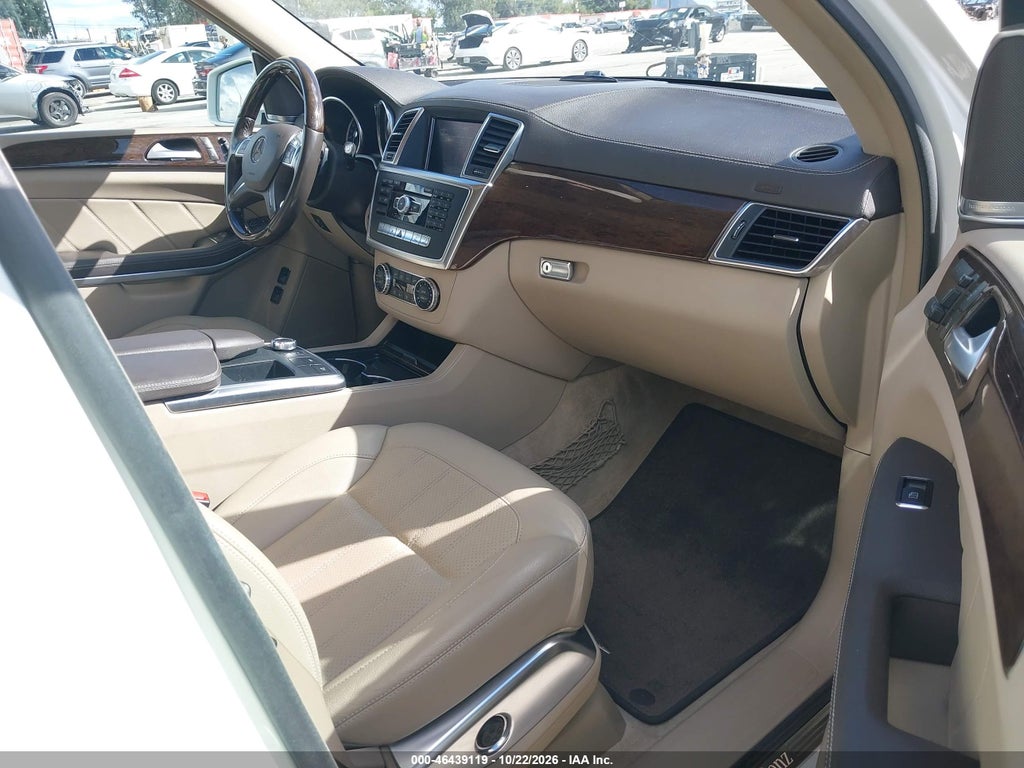 2013 Mercedes-Benz GL 450 4MATIC photo 5