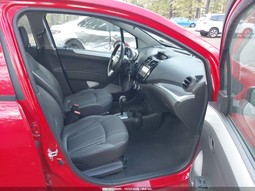 2014 Chevrolet Spark 1LT Auto photo 5