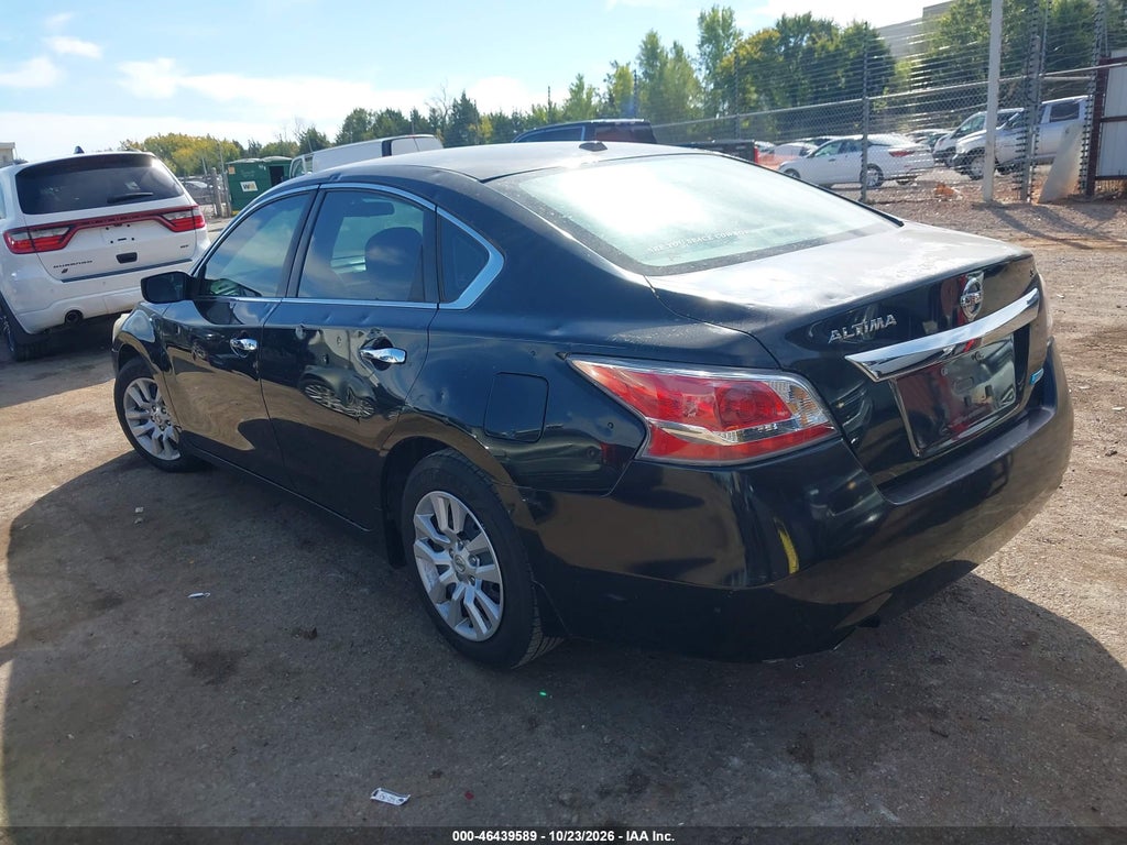2014 Nissan Altima 2.5 S photo 3