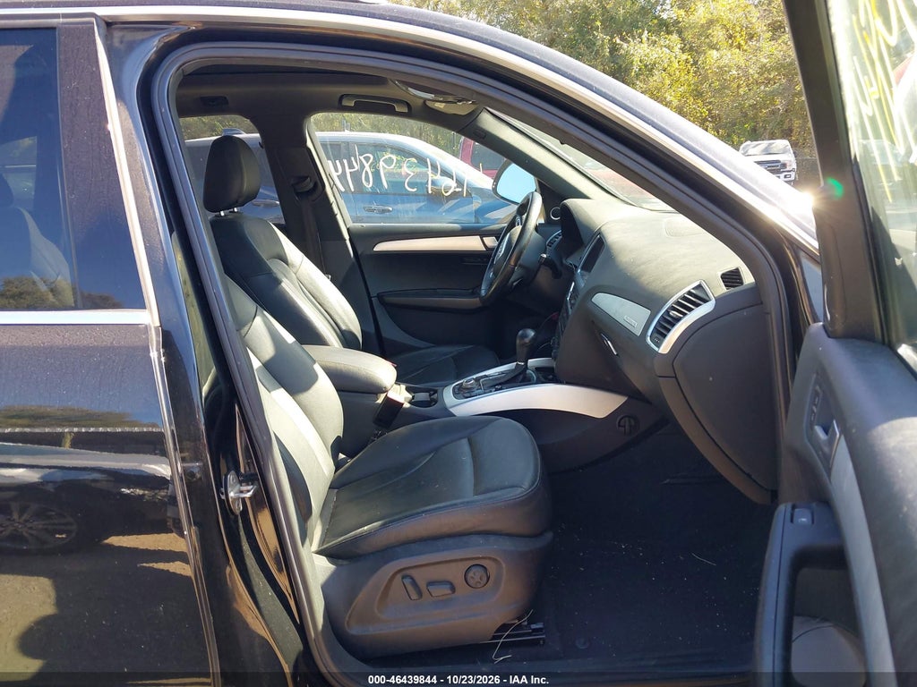 2012 Audi Q5 3.2 Premium photo 5