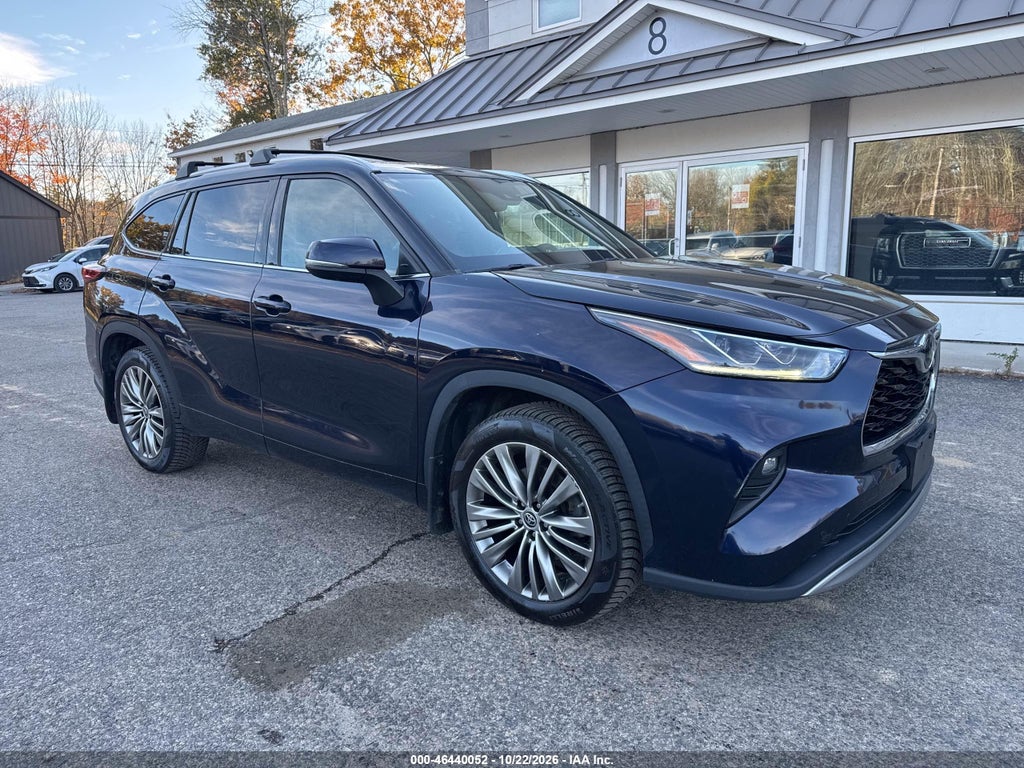 2020 Toyota Highlander Platinum photo 1