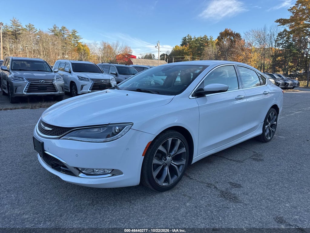 2015 Chrysler 200 C photo 2