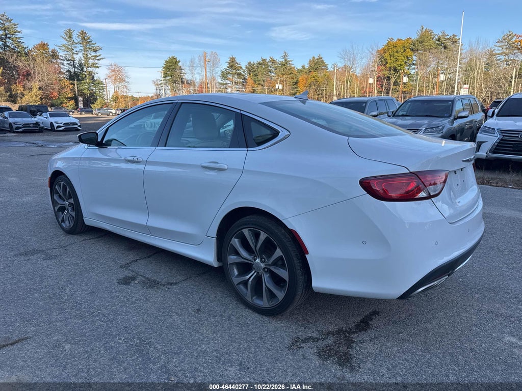 2015 Chrysler 200 C photo 3