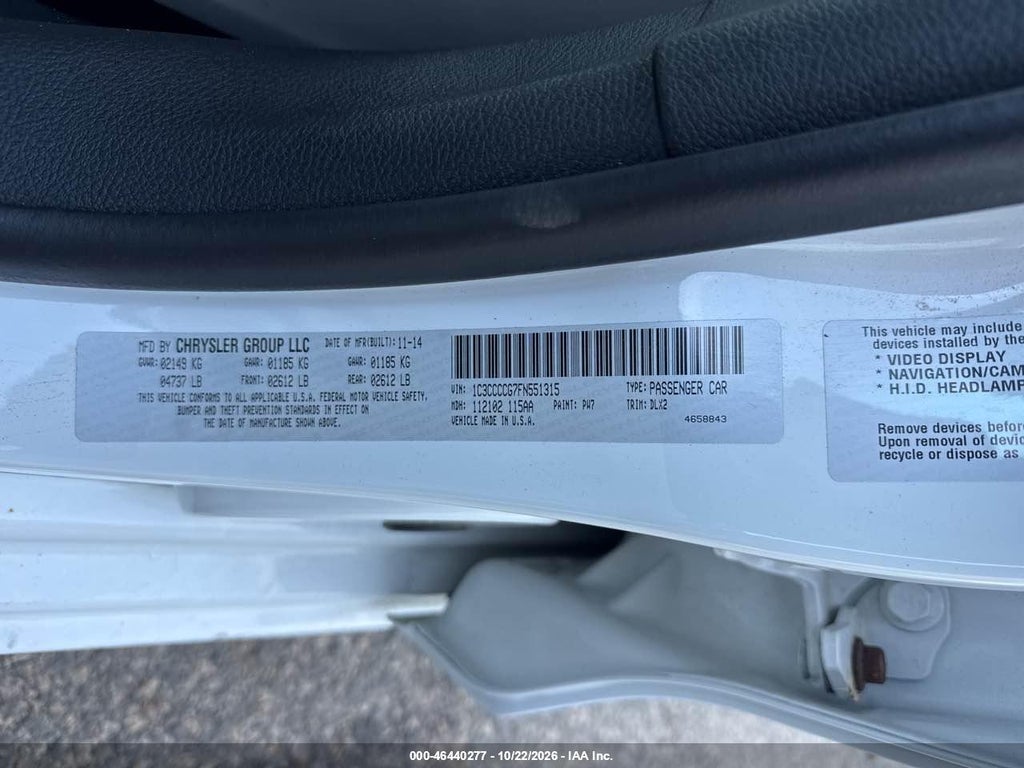 2015 Chrysler 200 C photo 9