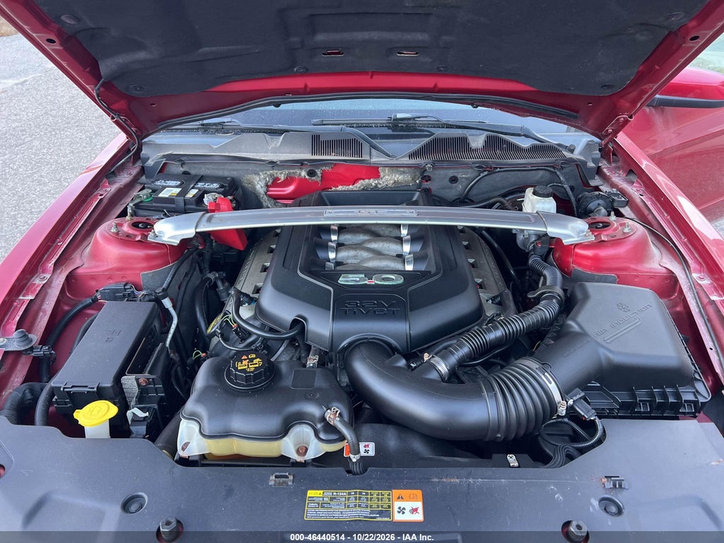 2012 Ford Mustang GT Premium photo 10
