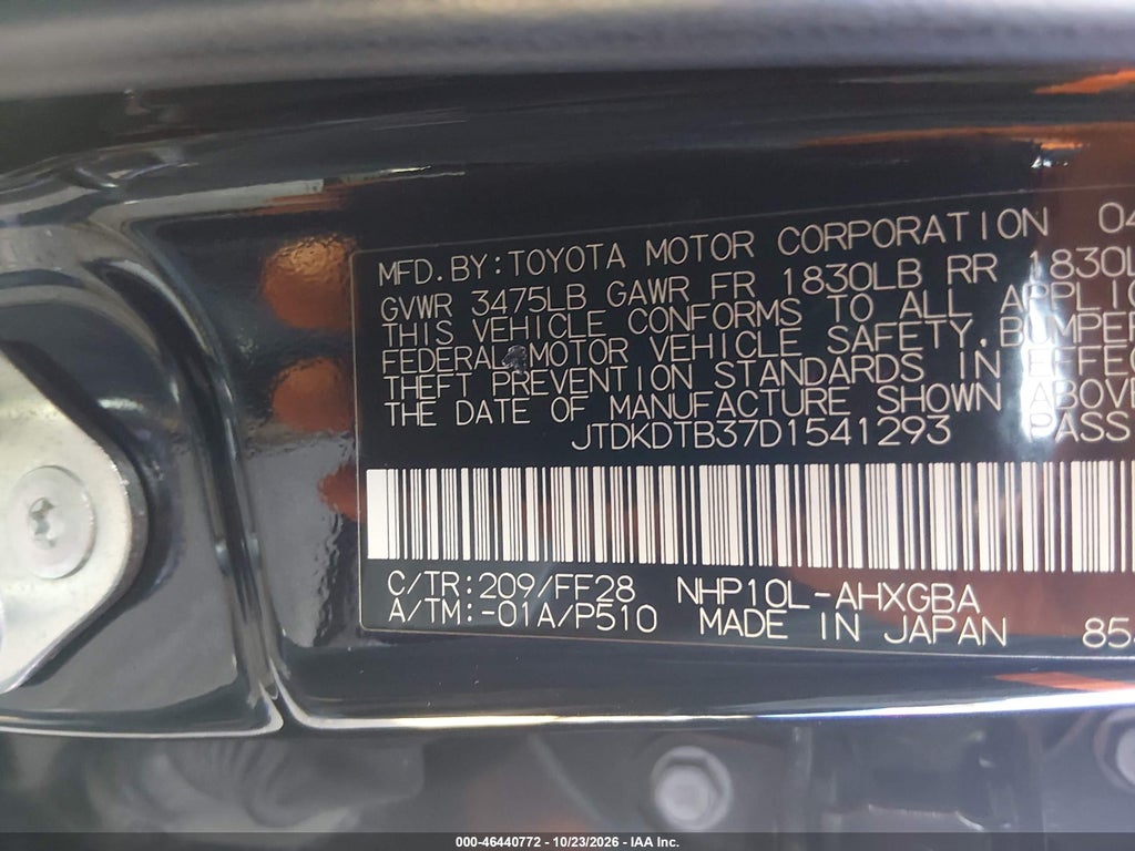 2013 Toyota Prius C Three photo 9