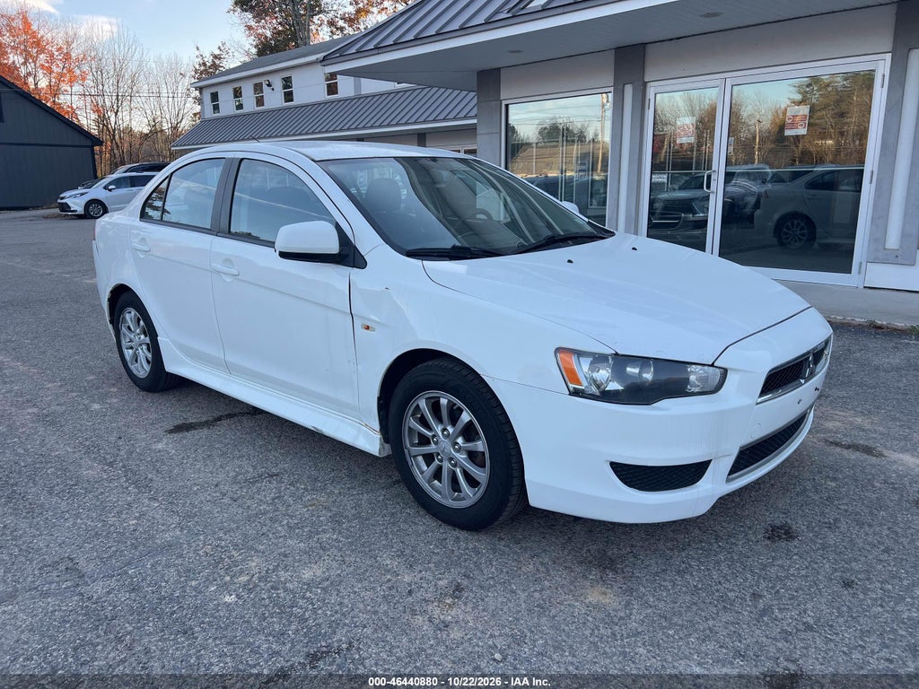 2012 Mitsubishi Lancer SE photo 1