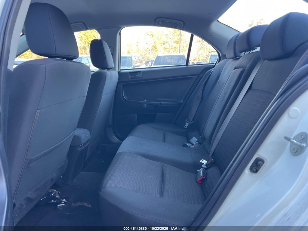 2012 Mitsubishi Lancer SE photo 8