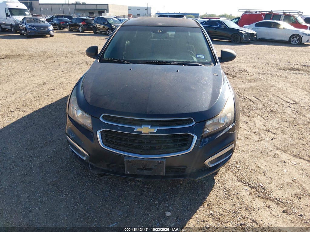 2016 Chevrolet Cruze Limited LS Auto photo 6