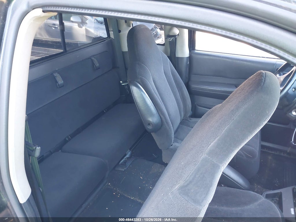2004 Dodge Dakota photo 8