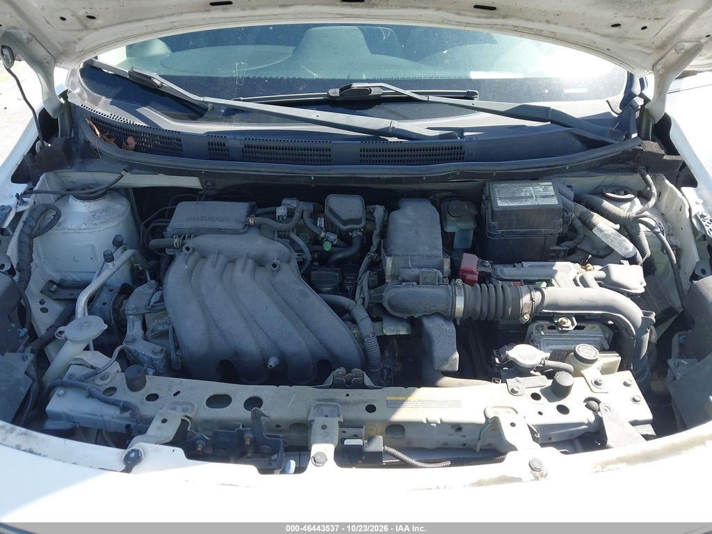 2014 Nissan Versa 1.6 SV photo 10