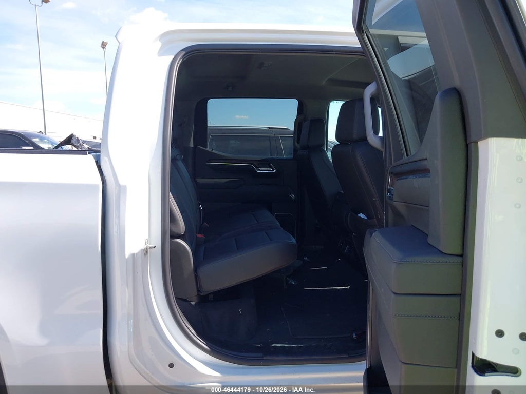 2026 GMC Sierra 1500 , Short Bed, Slt, RWD photo 8