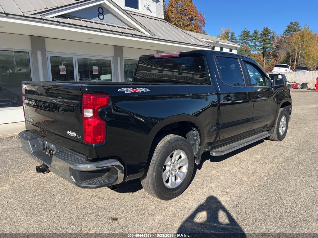 2020 Chevrolet Silverado 1500 4WD Short BED LT photo 4