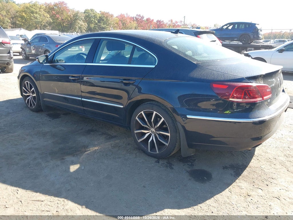 2015 Volkswagen CC 2.0T Executive photo 3