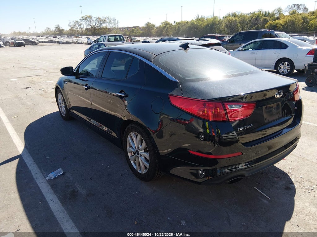 2015 Kia Optima LX photo 3