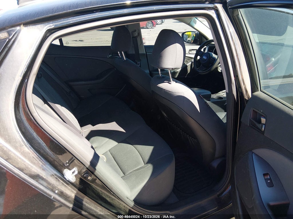 2015 Kia Optima LX photo 8