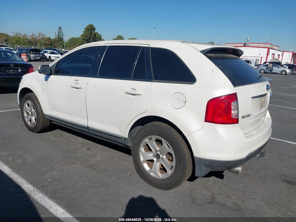 2014 Ford Edge SEL photo 3