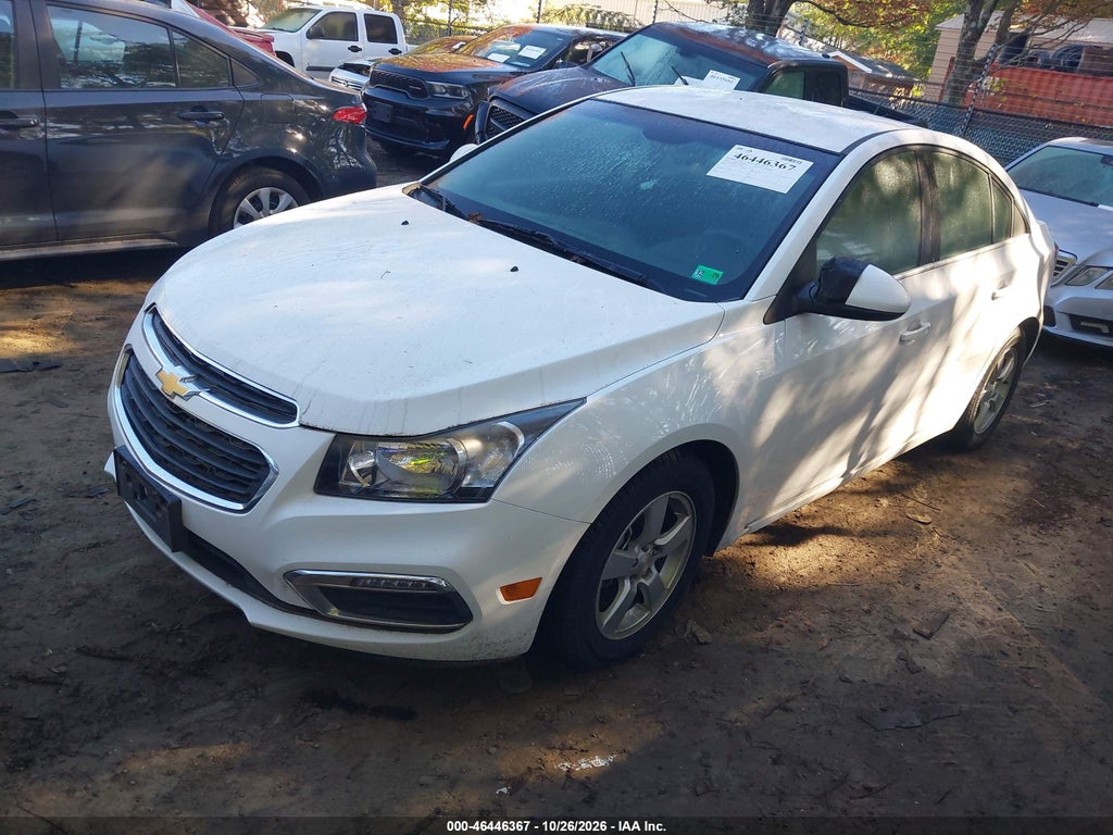 2016 Chevrolet Cruze Limited 1LT Auto photo 2