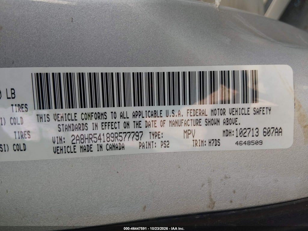 2009 Chrysler Town & Country Touring photo 9