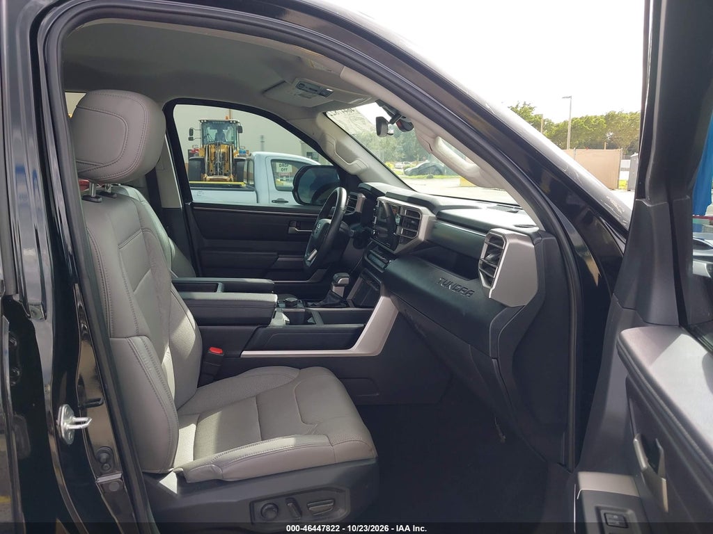 2024 Toyota Tundra SR5 photo 5