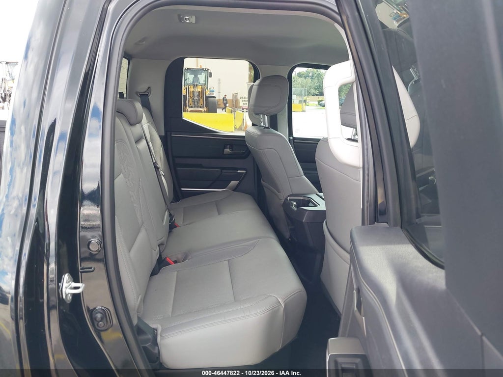 2024 Toyota Tundra SR5 photo 8