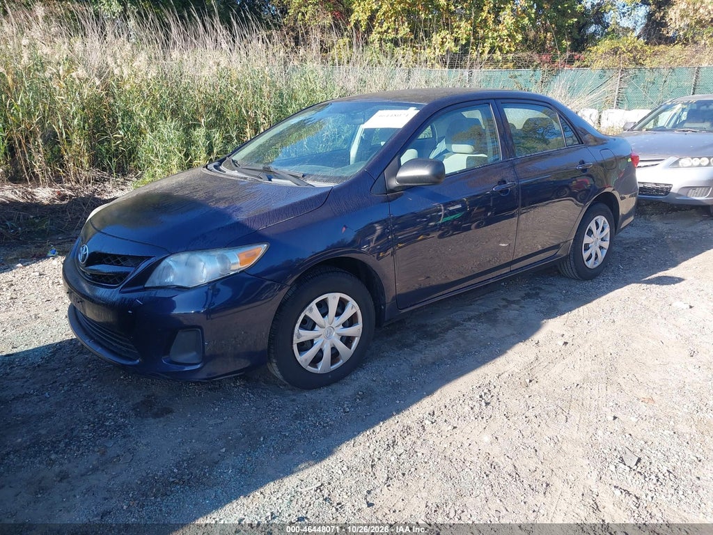 2011 Toyota Corolla photo 2