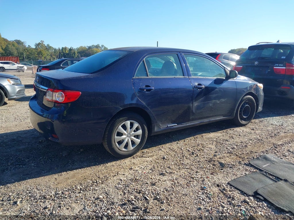 2011 Toyota Corolla photo 4