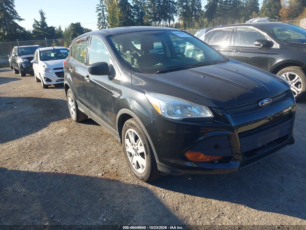 2015 Ford Escape S photo 1