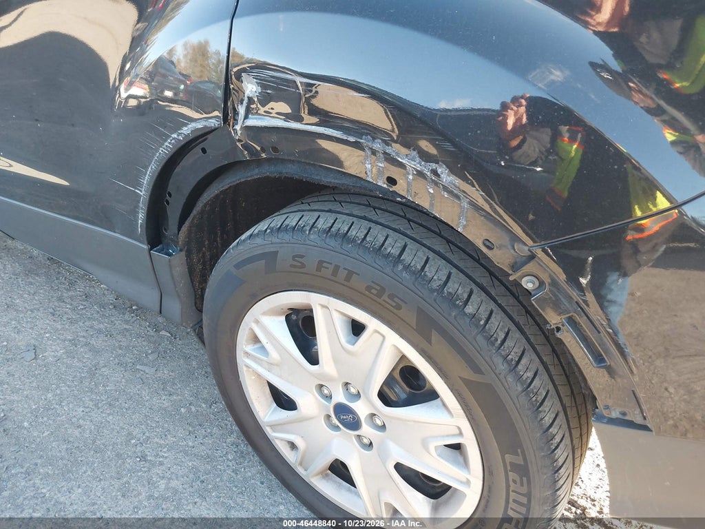 2015 Ford Escape S photo 6