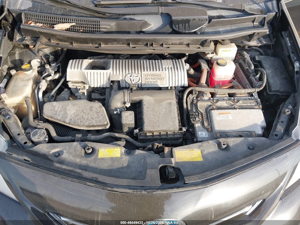 2012 Toyota Prius V Three photo 10