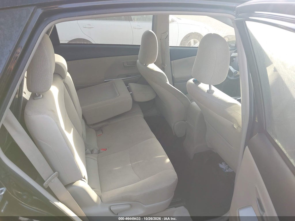 2012 Toyota Prius V Three photo 8