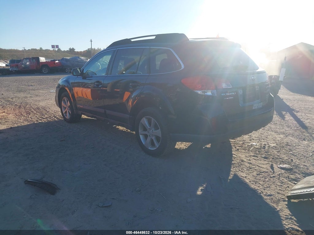2013 Subaru Outback 2.5I Premium photo 3