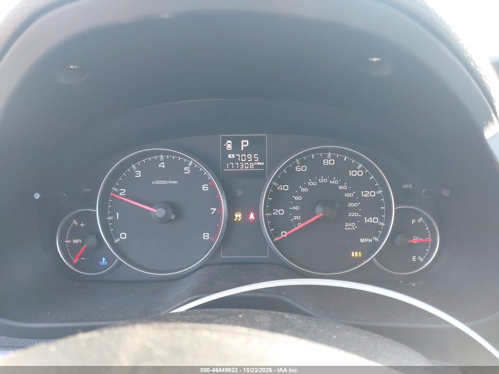 2013 Subaru Outback 2.5I Premium photo 7