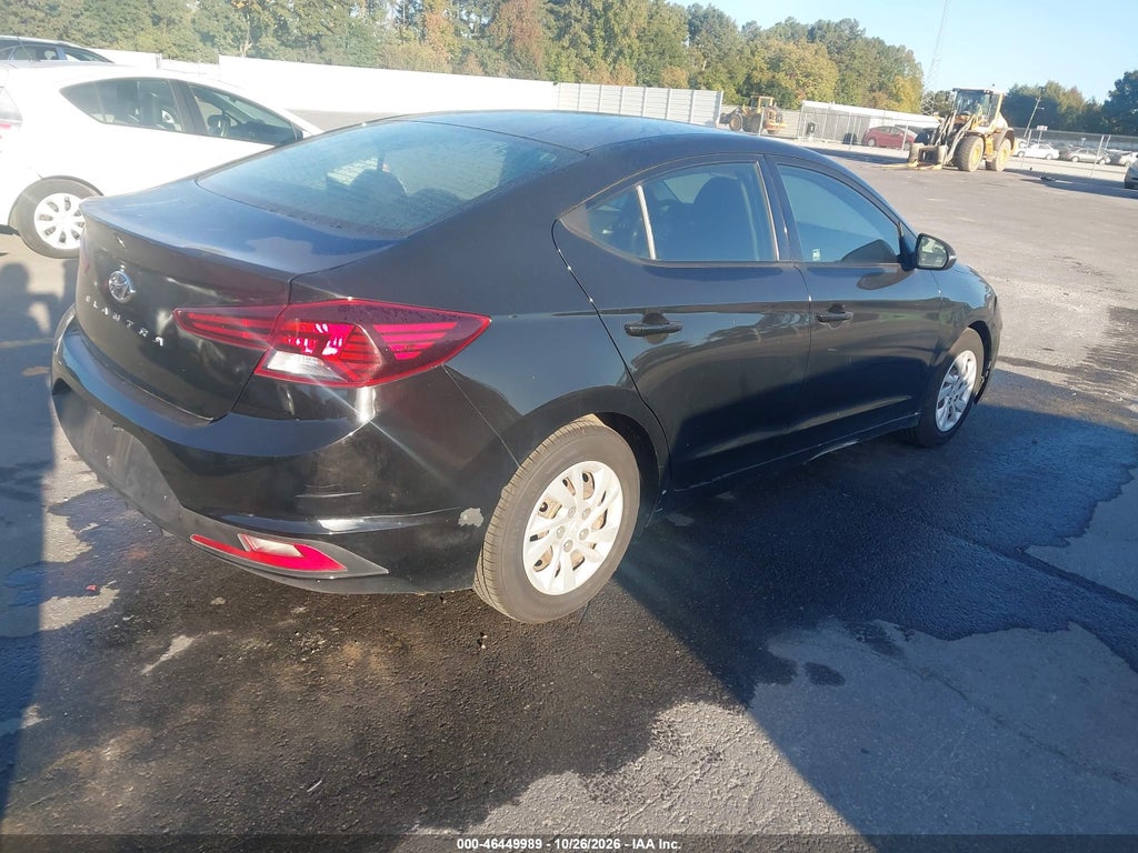 2020 Hyundai Elantra SE photo 4