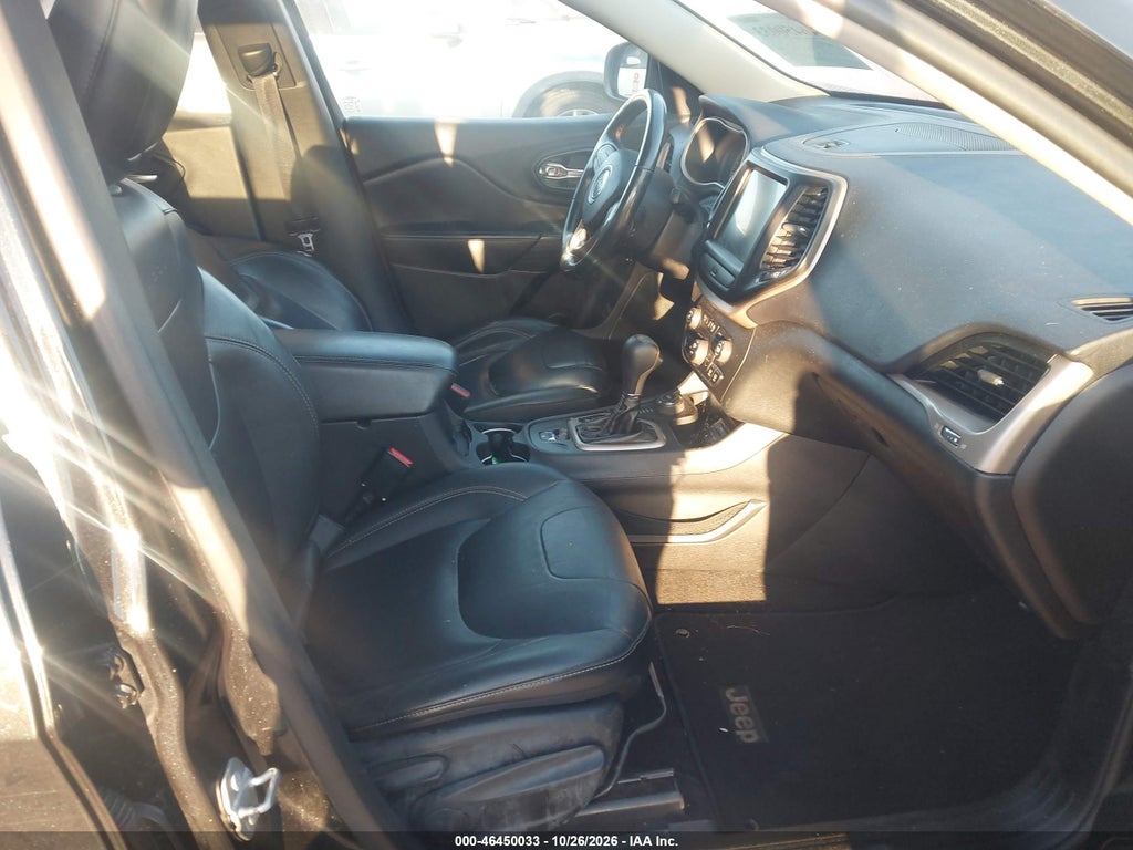 2016 Jeep Cherokee Limited photo 5