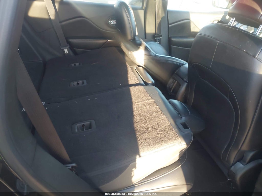 2016 Jeep Cherokee Limited photo 8