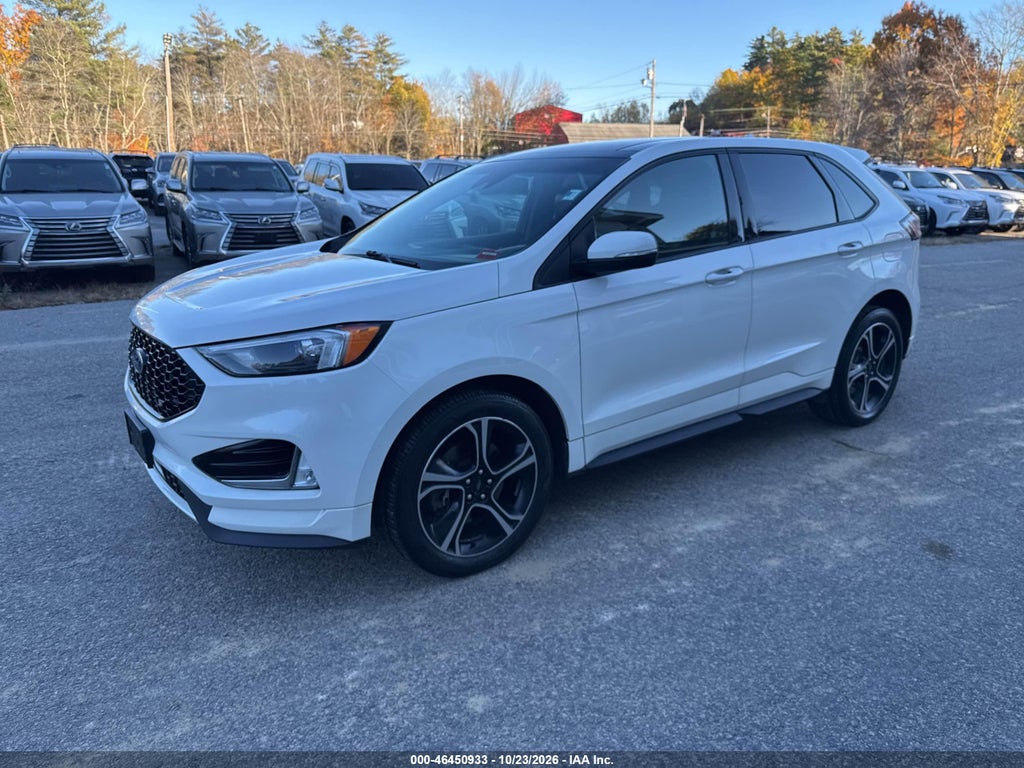 2020 Ford Edge ST photo 2