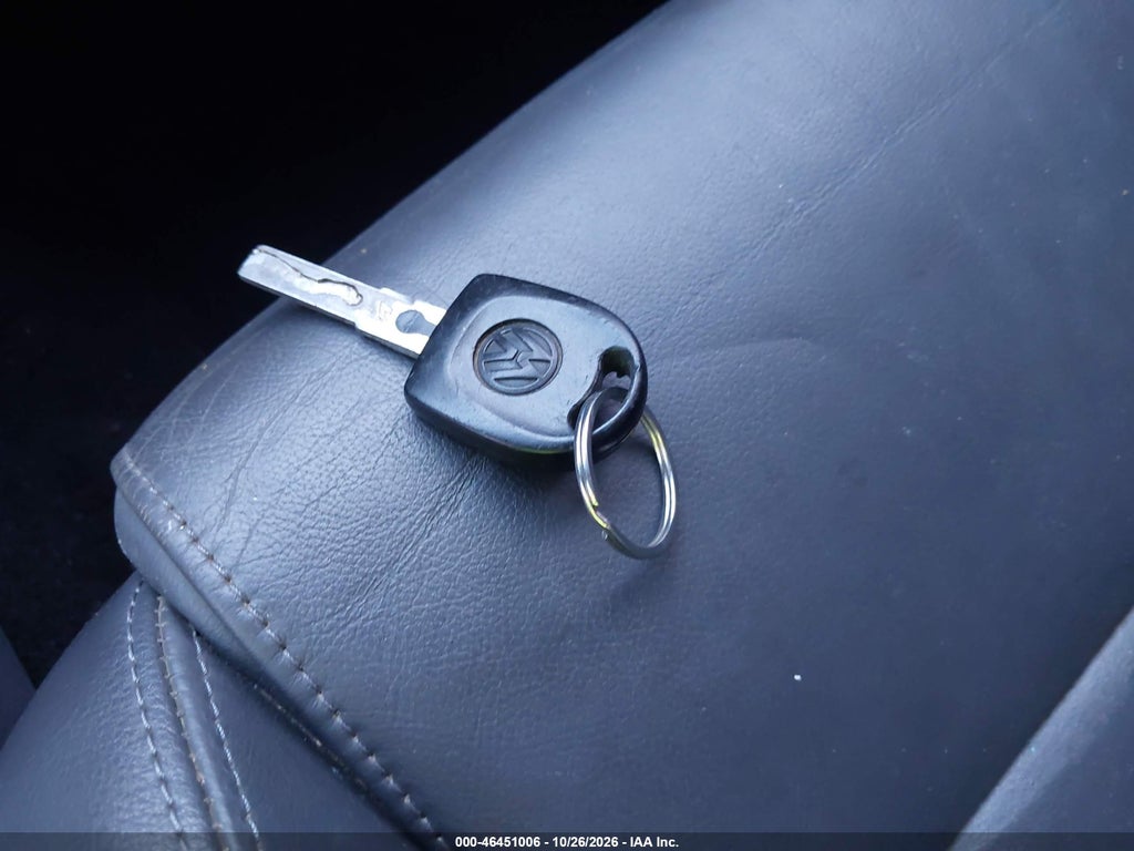 2008 Volkswagen GTI 4-Door photo 11