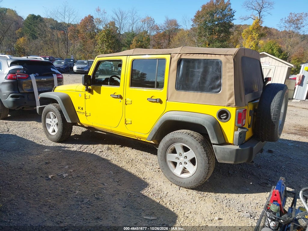 2009 Jeep Wrangler Unlimited X photo 3