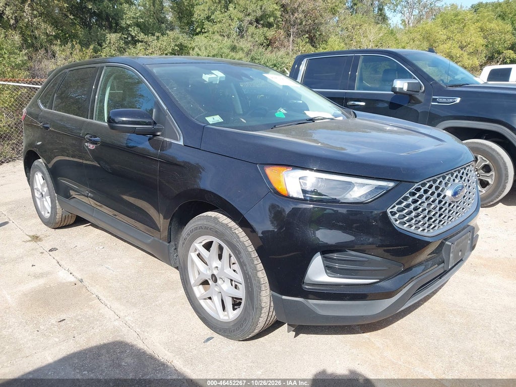 2024 Ford Edge SEL photo 1