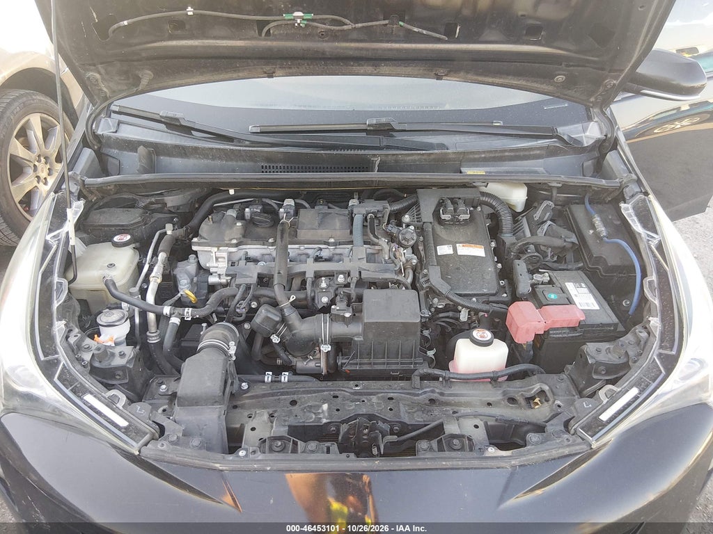 2017 Toyota Prius Three photo 10