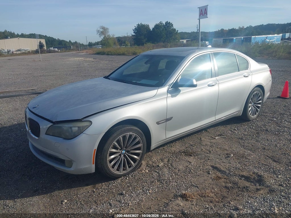 2012 BMW 740I photo 2