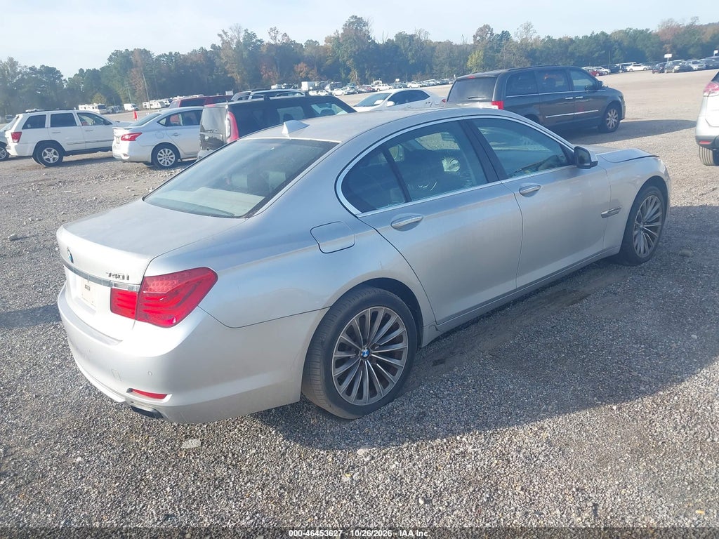 2012 BMW 740I photo 4