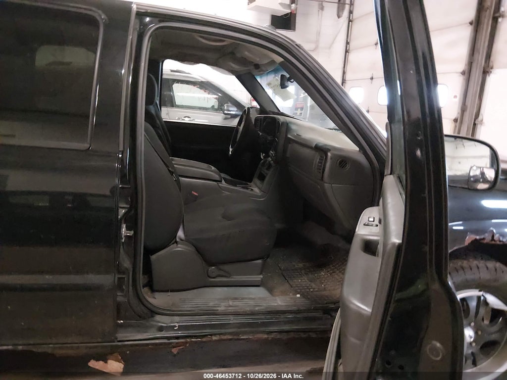 2004 Chevrolet Avalanche 1500 photo 5