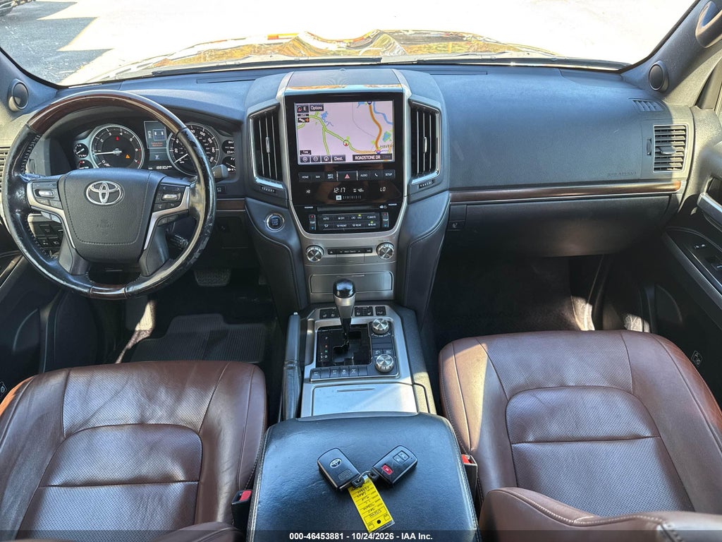 2017 Toyota Land Cruiser V8 photo 6